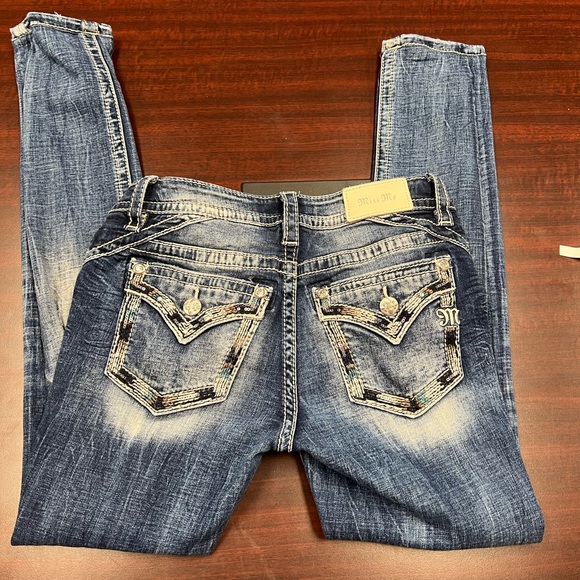 Miss Me-Mid Rise Skinny - Picture 5 of 6